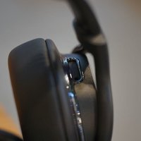 索尼 MDR-1AM2 头戴式耳机外观展示(单元|配色|头梁|材质|尺寸)