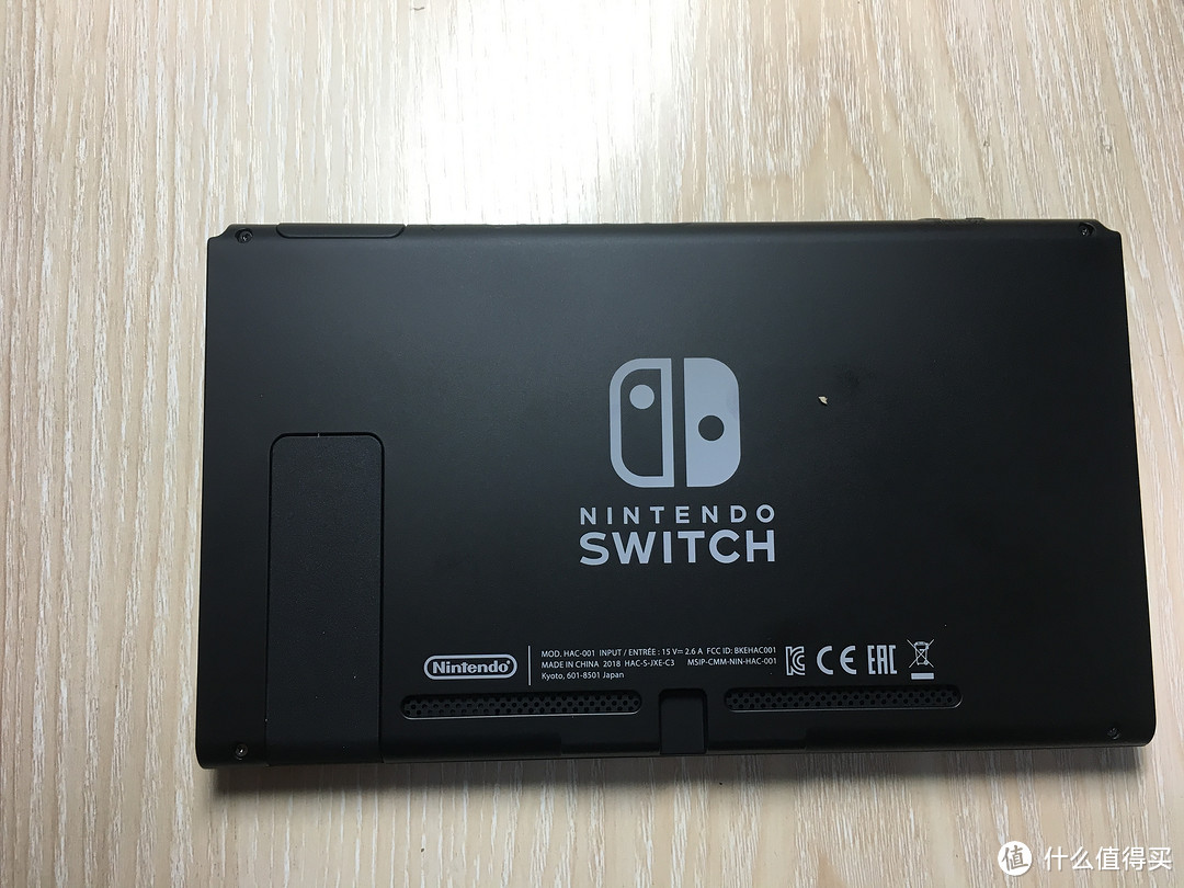 Nintendo 任天堂 switch 游戏主机 开箱及简单上手