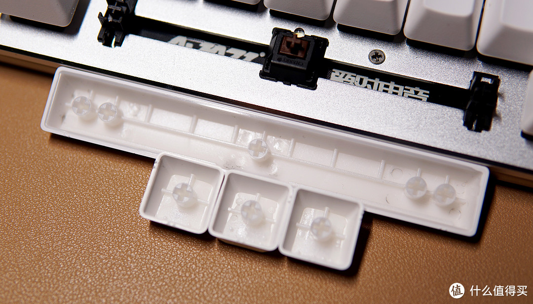 小而美的办公利器——AJAZZ 黑爵 Zn 锌蓝牙双模机械键盘