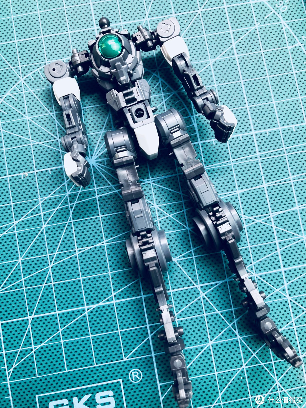 BANDAI 万代 高达 RG 00 拼装体验