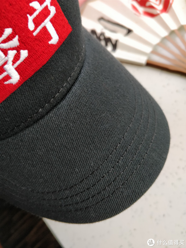 帽眉就是我们常说的帽舌 帽眉就是我们常说的帽舌