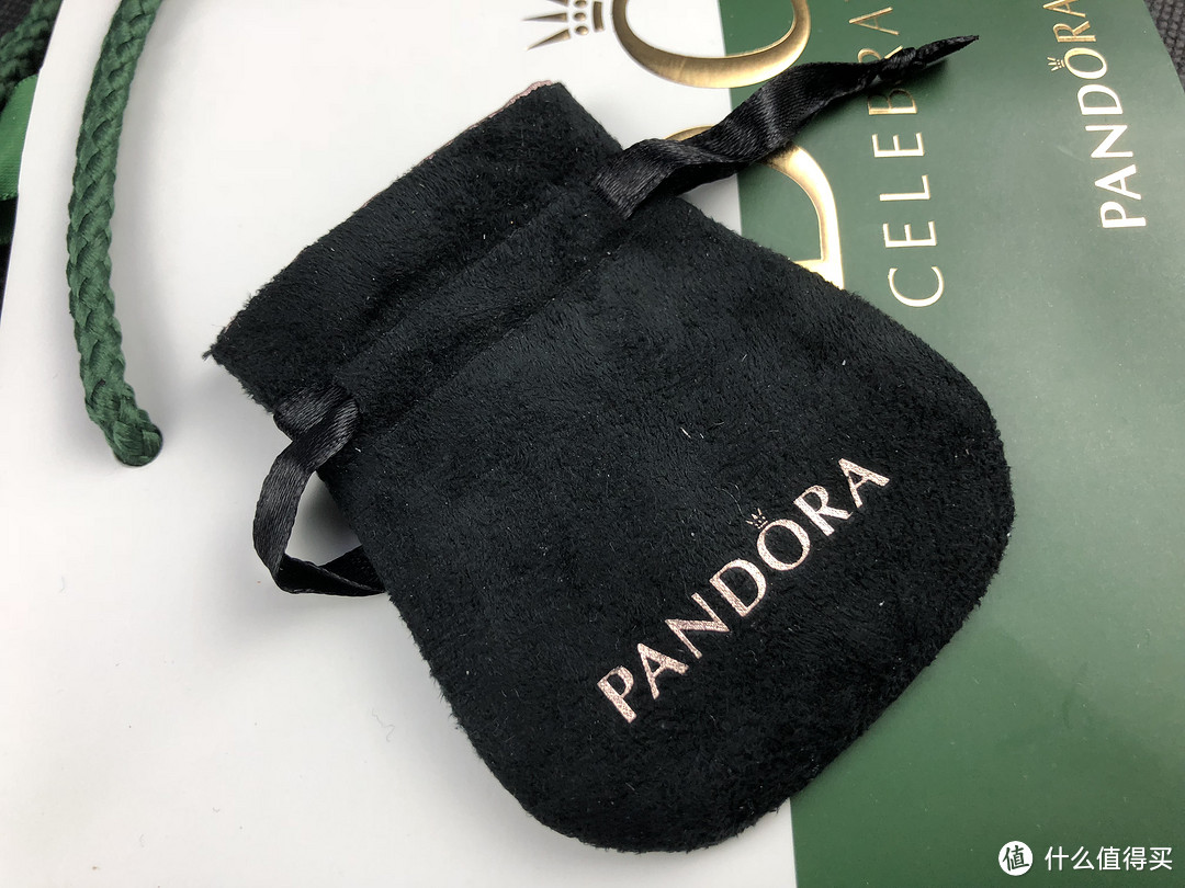 潘多拉盒子的秘密：PANDORA 潘多拉 幸运之爱紫红色串饰包+蛇骨手链 晒单