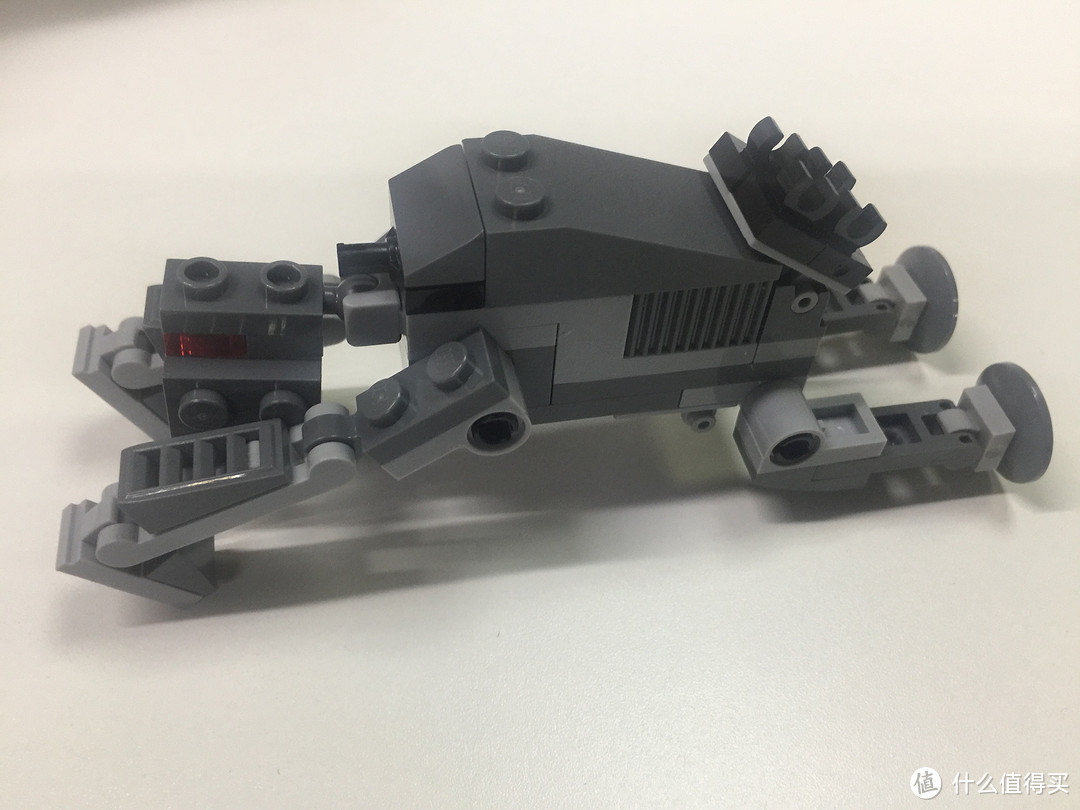22元的LEGO 乐高 星球大战重装攻击步行机值不值得买？
