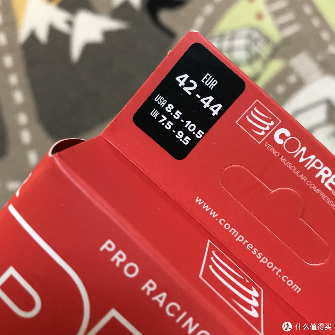 #全民分享季#助我跑出PB！Compressport V3 3D豆 压缩高帮袜