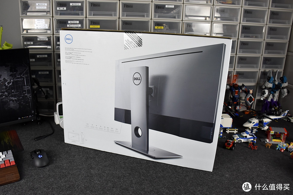 提升?简配?—DELL 戴尔 U2717D 显示器开箱测试