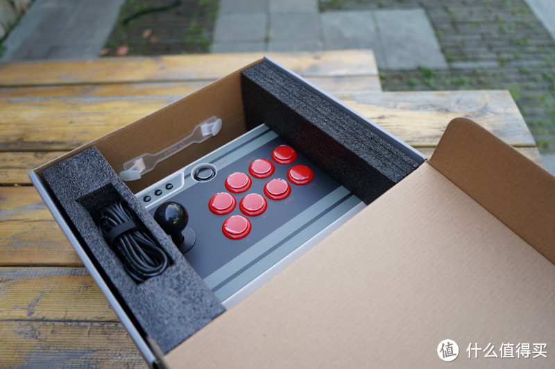 重温街机厅的味道：8BITDO 八位堂 N30 无线蓝牙街机摇杆 上手体验