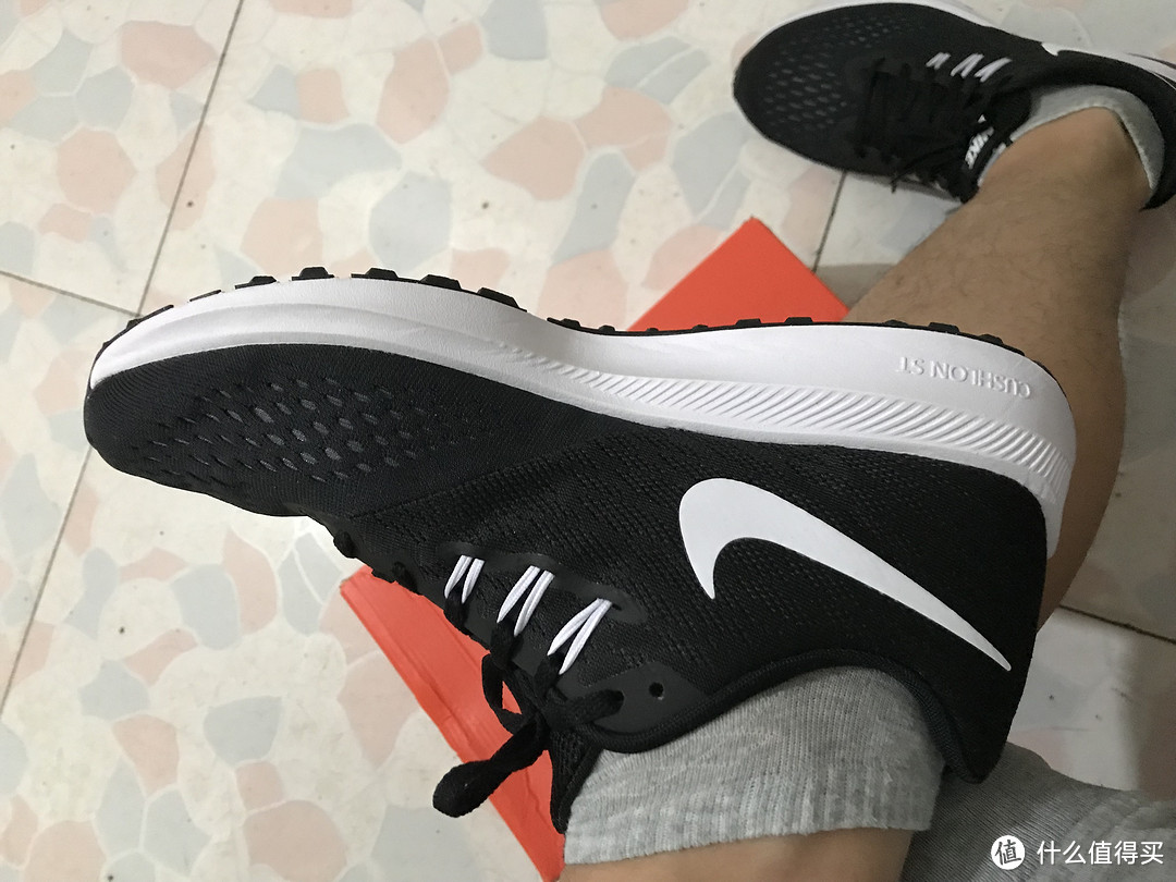 奔跑，就现在—NIKE 耐克 ZOOM WINFLO 4 跑鞋开箱