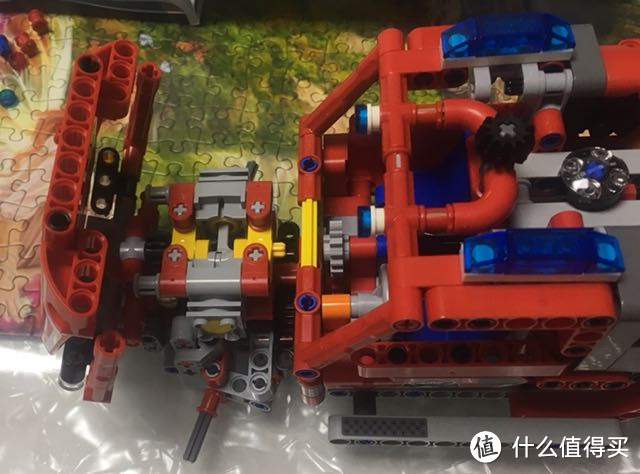 LEGO 乐高 42075 的两个模式比较