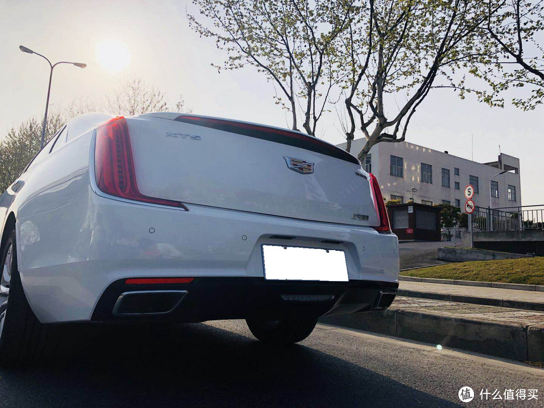 Cadillac 凯迪拉克 XTS 18款 28T 精英版试驾速评