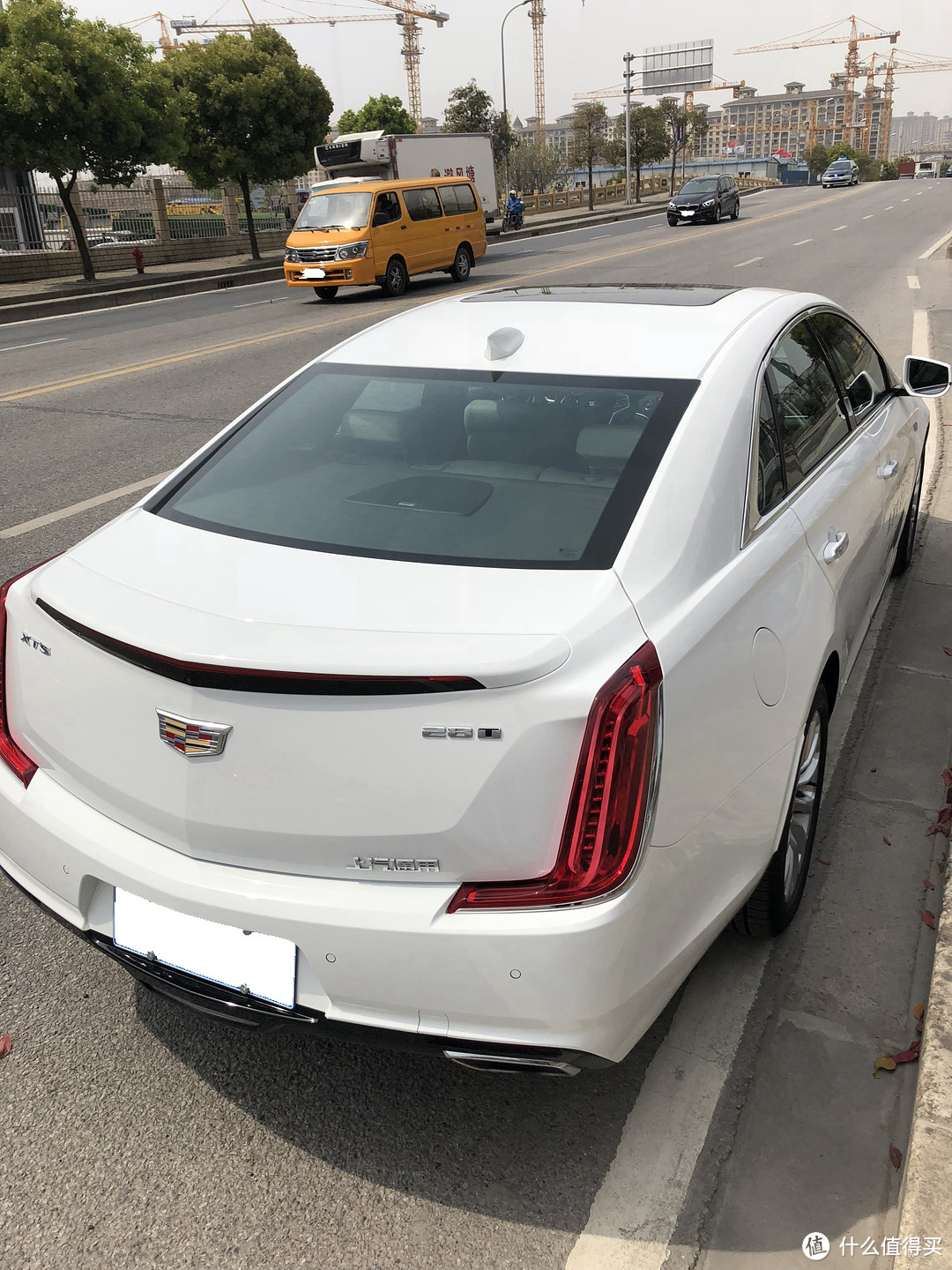 Cadillac 凯迪拉克 XTS 18款 28T 精英版试驾速评