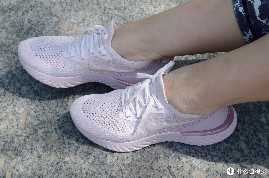 十年如新的鞋子了解一下—Nike 耐克 Epic React Flyknit 女子跑鞋 开箱