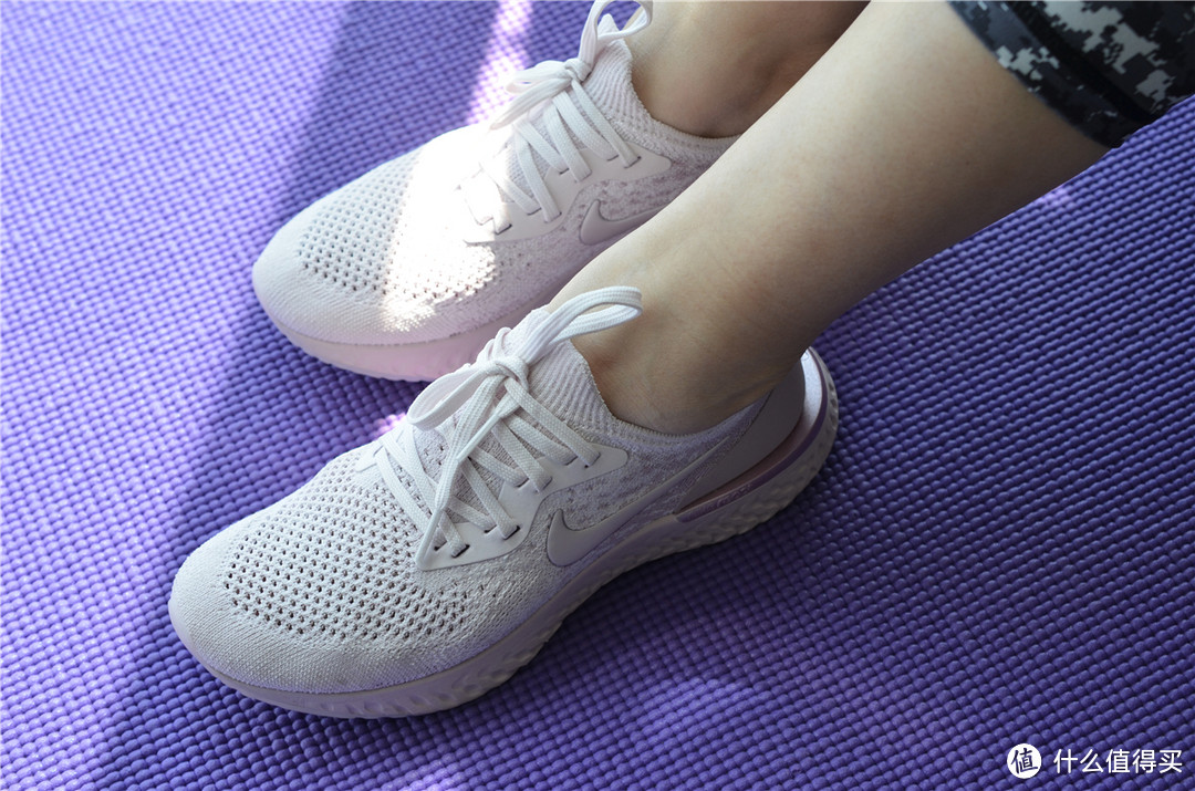 十年如新的鞋子了解一下—Nike 耐克 Epic React Flyknit 女子跑鞋 开箱