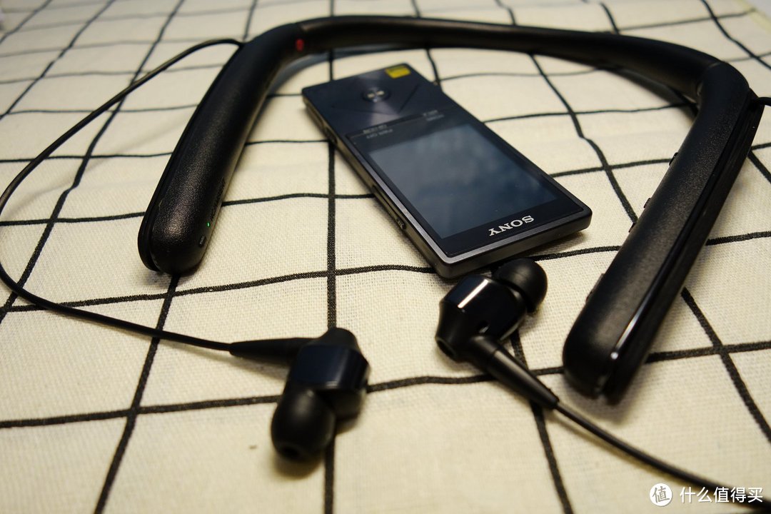 一口气满足了三个愿望：SONY 索尼 WI-1000X 耳机开箱