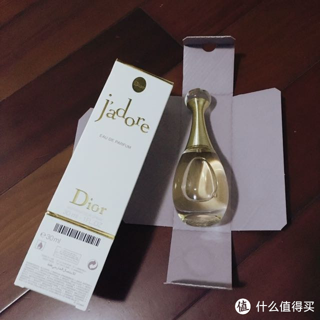 夏日大龄女的奢侈品梦—用最小的代价让你享受到来自时尚大佬们的同款问候