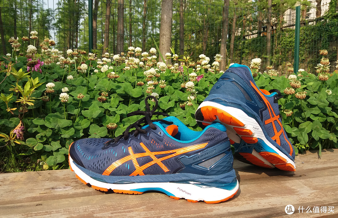 ASICS 亚瑟士 GEL-KAYANO 23 跑步鞋体验评测