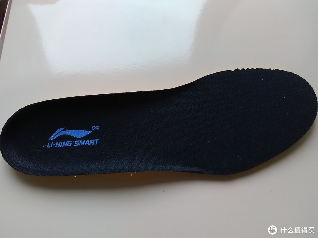 内含芯片可连APP的高科技减震运动鞋:LI-NING 李宁 ARHM019-7 跑鞋 简晒