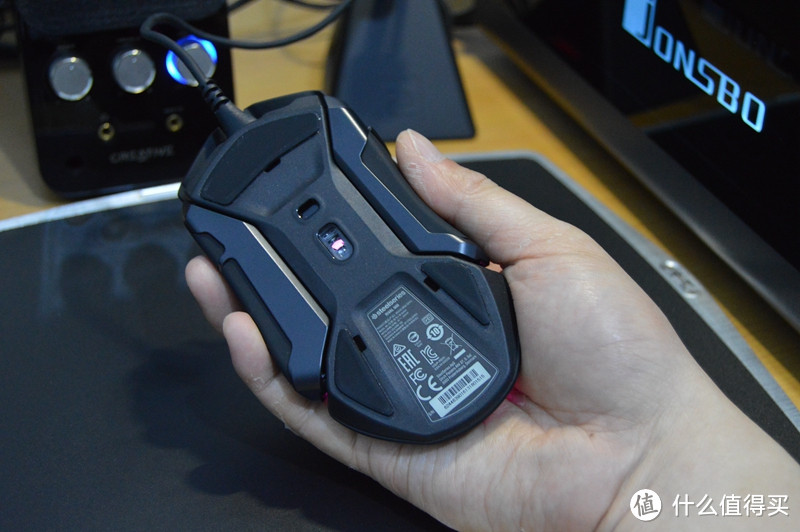 进阶的王者： SteelSeries赛睿 Rival 600 幻彩版游戏鼠标 评测