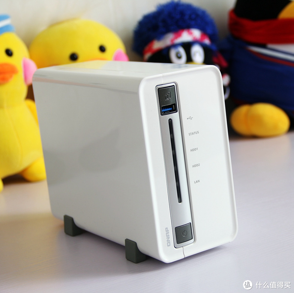 大妈首发：QNAP 威联通 TS-212P3 入门级NAS 了解下