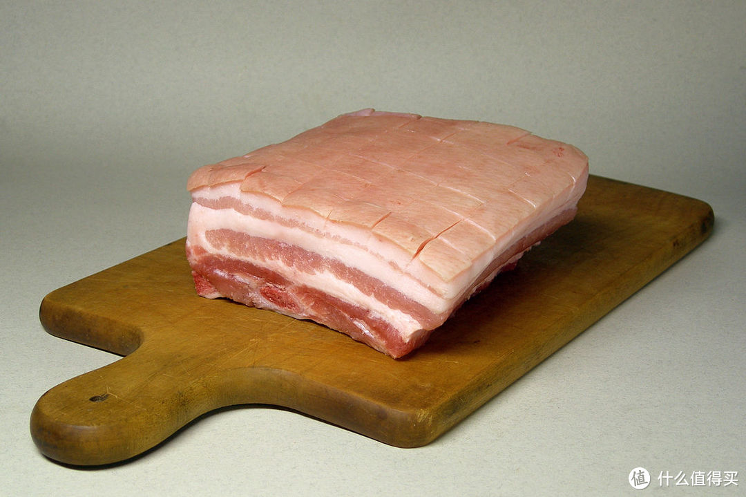 你以为当猪很容易？吃2斤粮长1斤肉，你试试？