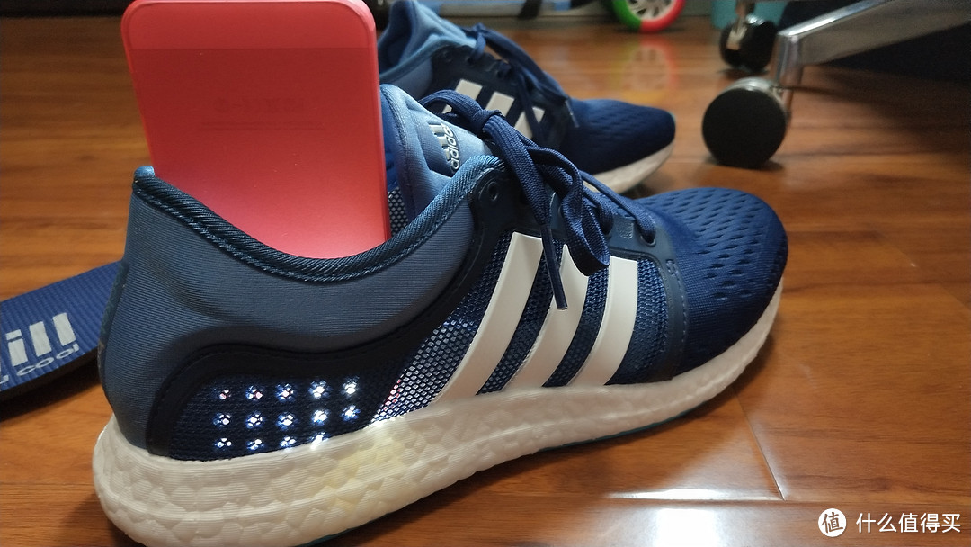 全掌boost + 透气首选：Adidas 阿迪达斯 cc rocket boost m 跑步鞋 开箱