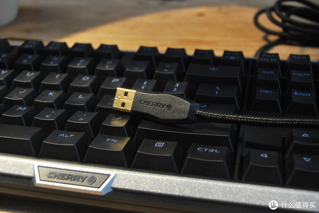 成也手托，“败”也手托—CHERRY 樱桃 MX BOARD 5.0 机械键盘评测