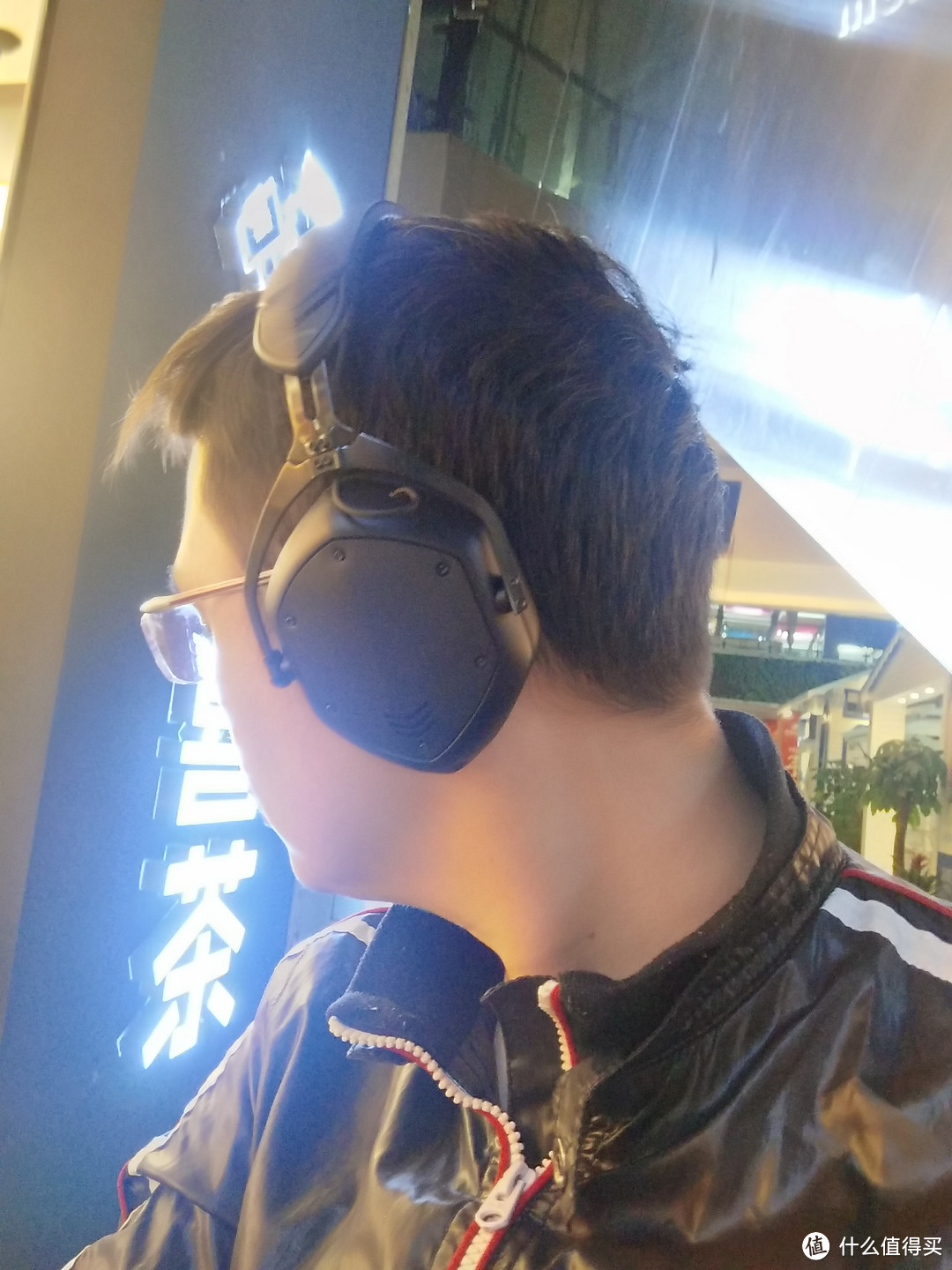 流行音乐工作者首选蓝牙监听！V-Moda Crossfade 二代耳机评测