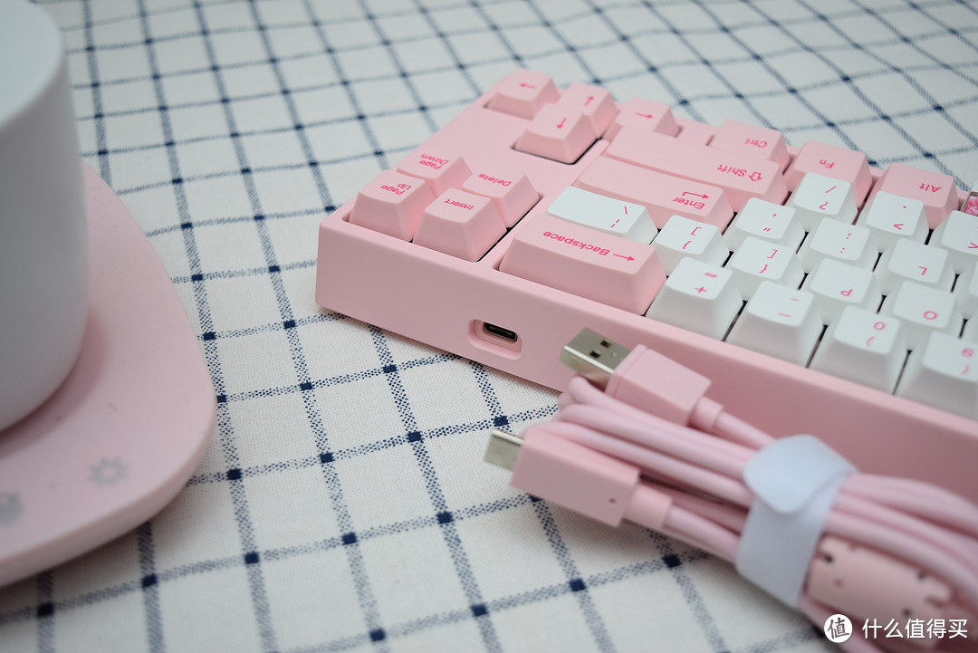 网红键盘打卡，升级一下我的外设装备：Varmilo 阿米洛 MIYA PRO 樱 机械键盘开箱