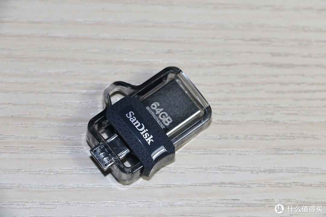 妈妈一学就会用的：SanDisk 闪迪 64GB OTG USB3.0 闪存盘