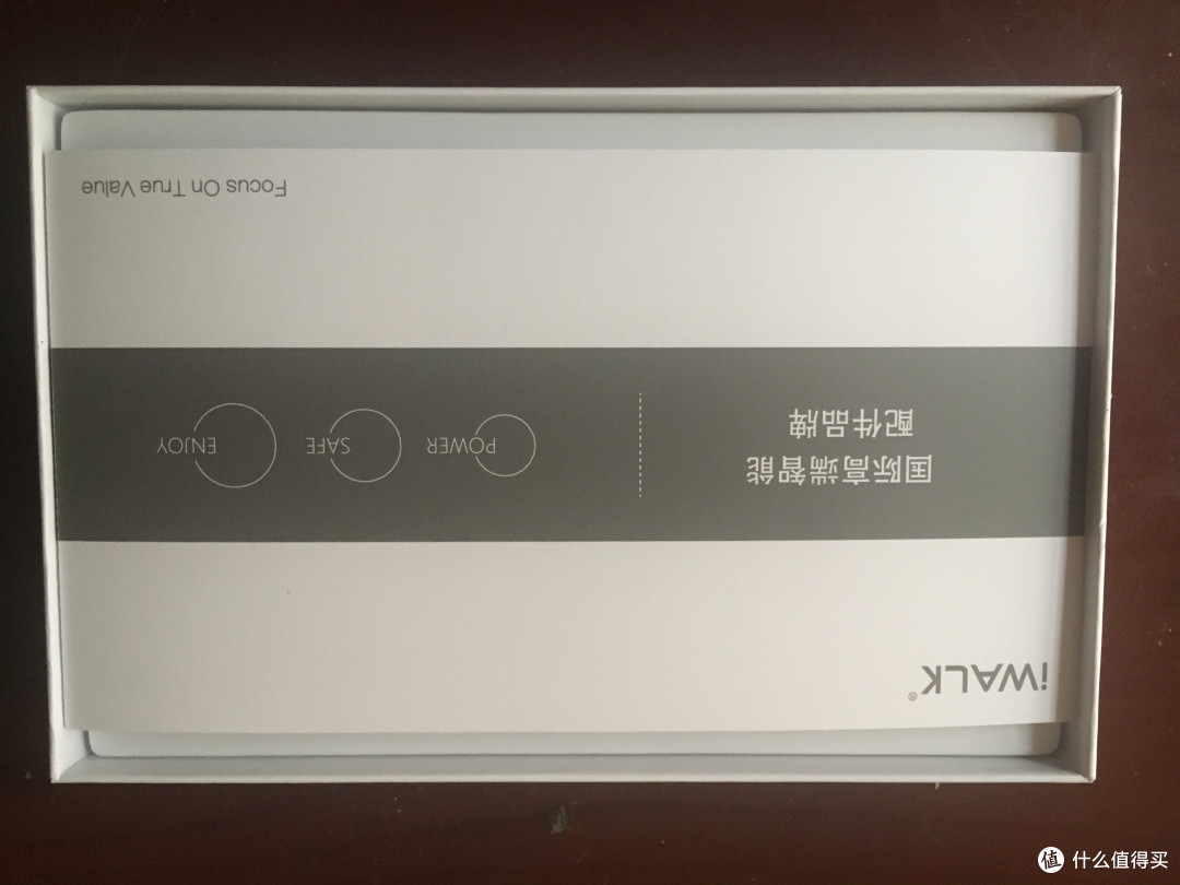 iwalk秘书长移动电源使用手感