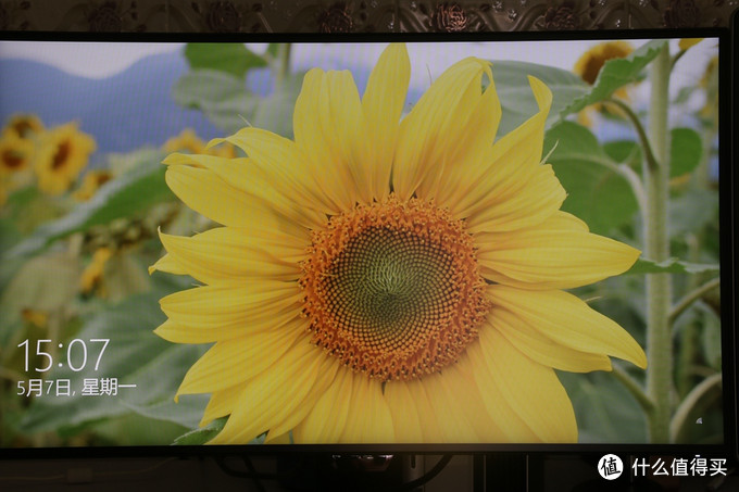 大妈首发,护眼无边框,视界新体验:BenQ 明基 EW2770QZ 显示器