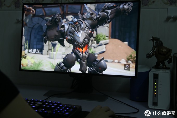 大妈首发,护眼无边框,视界新体验:BenQ 明基 EW2770QZ 显示器