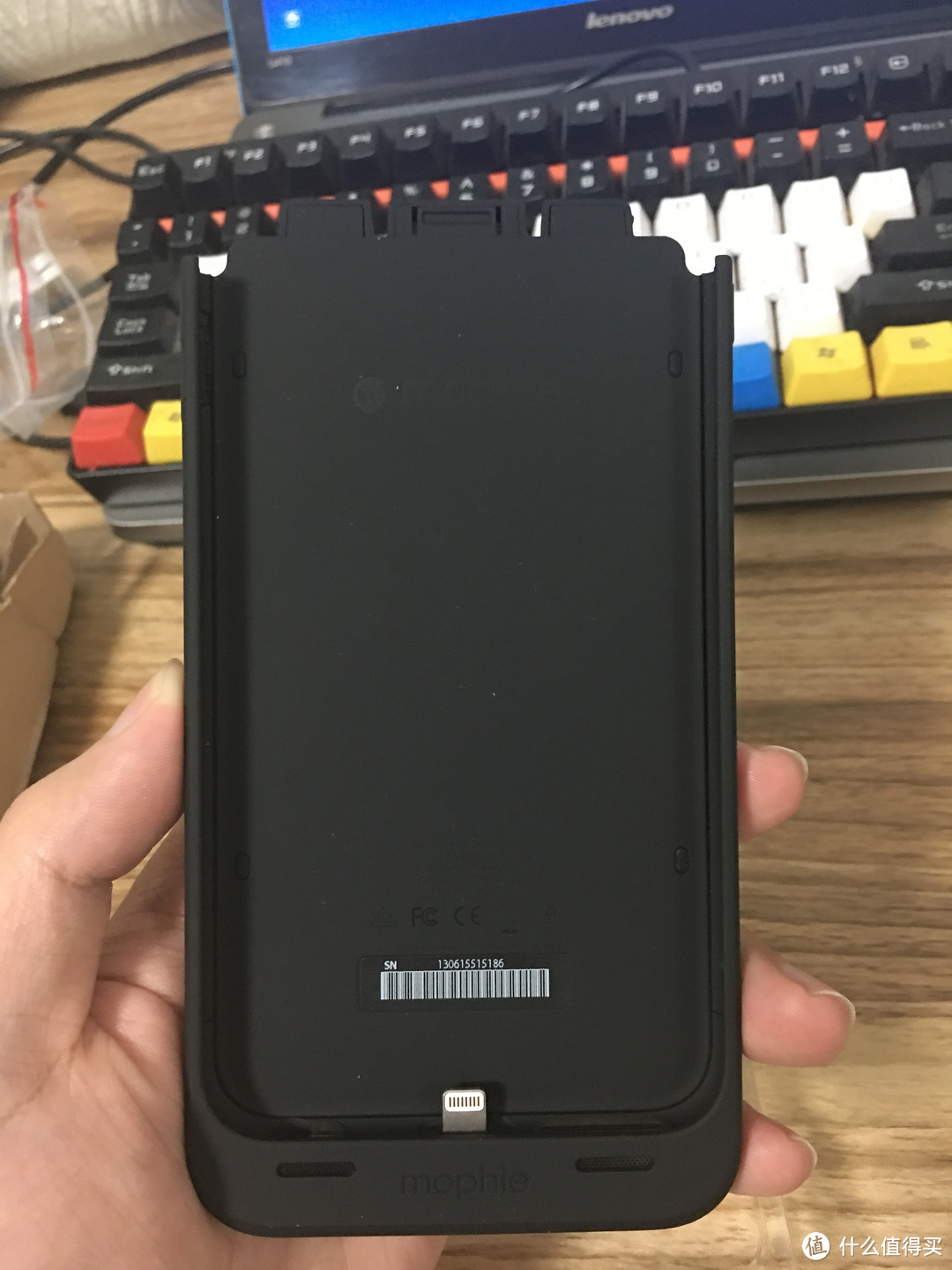 以0.5折或者1折的价格购买mophie iPhone 6s Plus背夹电池