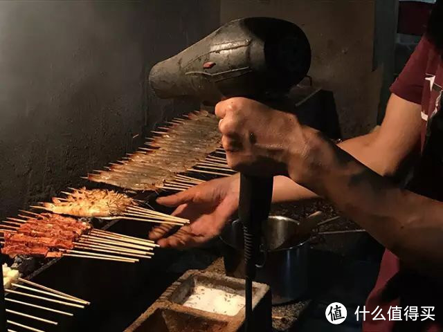 北京脏摊儿图鉴—带你尝尝真正的北京深夜食堂