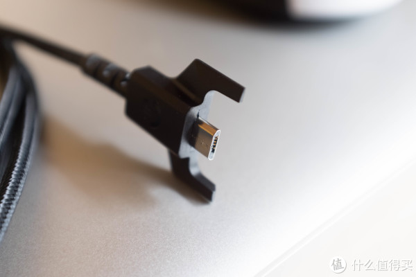 三叉戟 USB 充电端