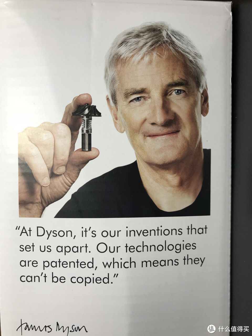 V10上市我开用V8：dyson 戴森 V8 Absolute手持无线吸尘器开箱及使用