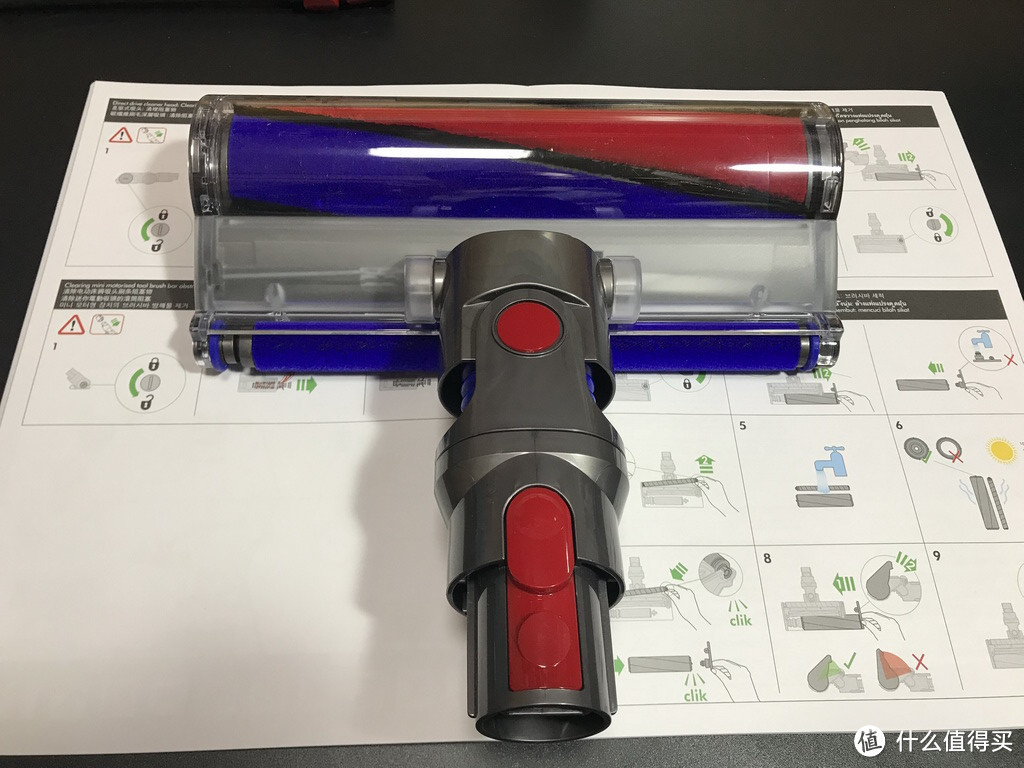 V10上市我开用V8：dyson 戴森 V8 Absolute手持无线吸尘器开箱及使用