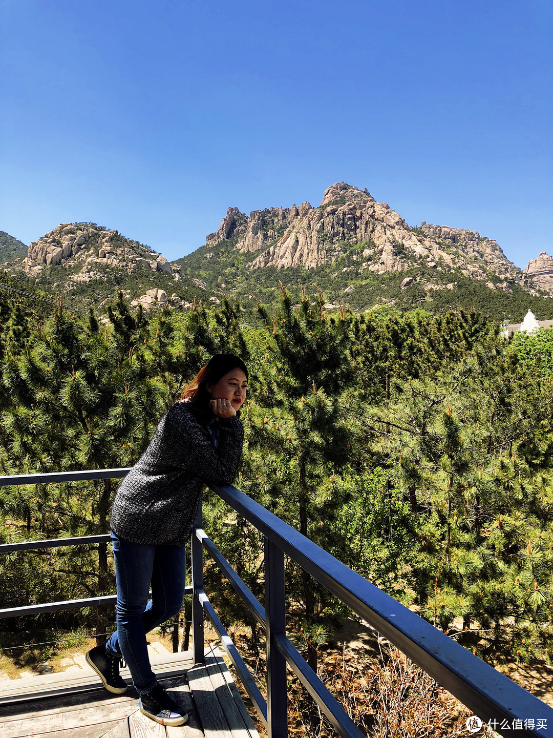 住最美山居民宿，爬海上名山崂山