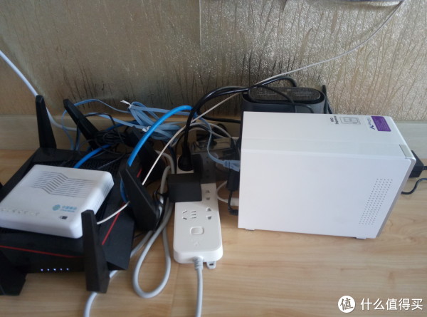 家用无线覆盖+nas+无线监控+无线硬盘录像机+扫地机器人