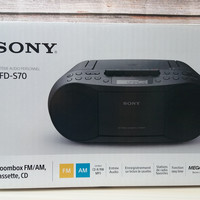 索尼 Boombox CFDS70BLK 组合音响外观展示(按键|盒盖|网罩|天线|提手)