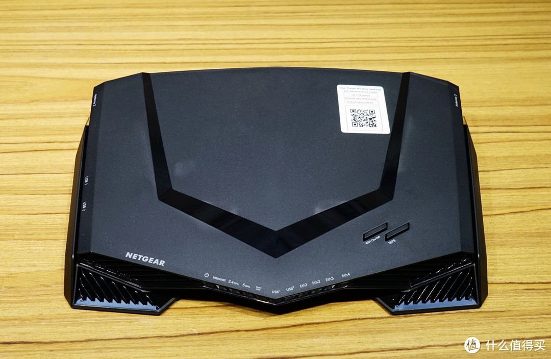 拒绝延迟，理性吃鸡—与 NETGEAR 美国网件 XR500 电竞路由器的第一次亲密接触