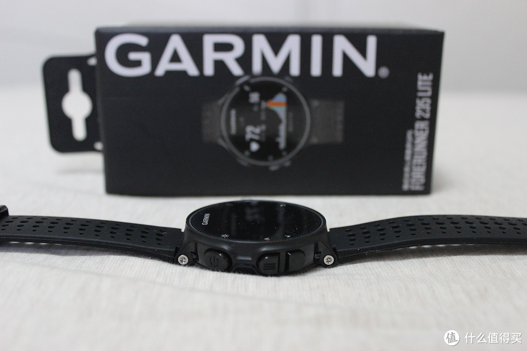 十个答案告诉你佳明 Garmin Forerunner®235L是一款怎样的运动手表