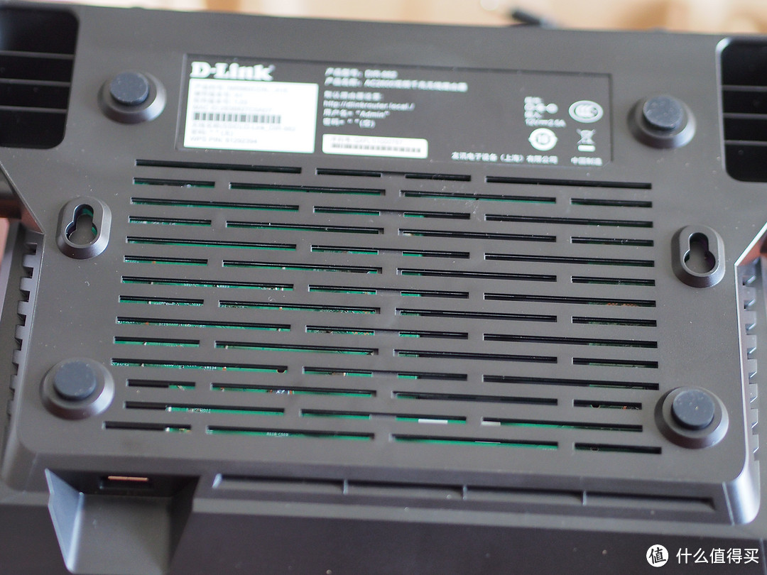 只为更好的无线质量——D-Link DIR-882 AC2600 MU-MIMO双频千兆无线路由评测