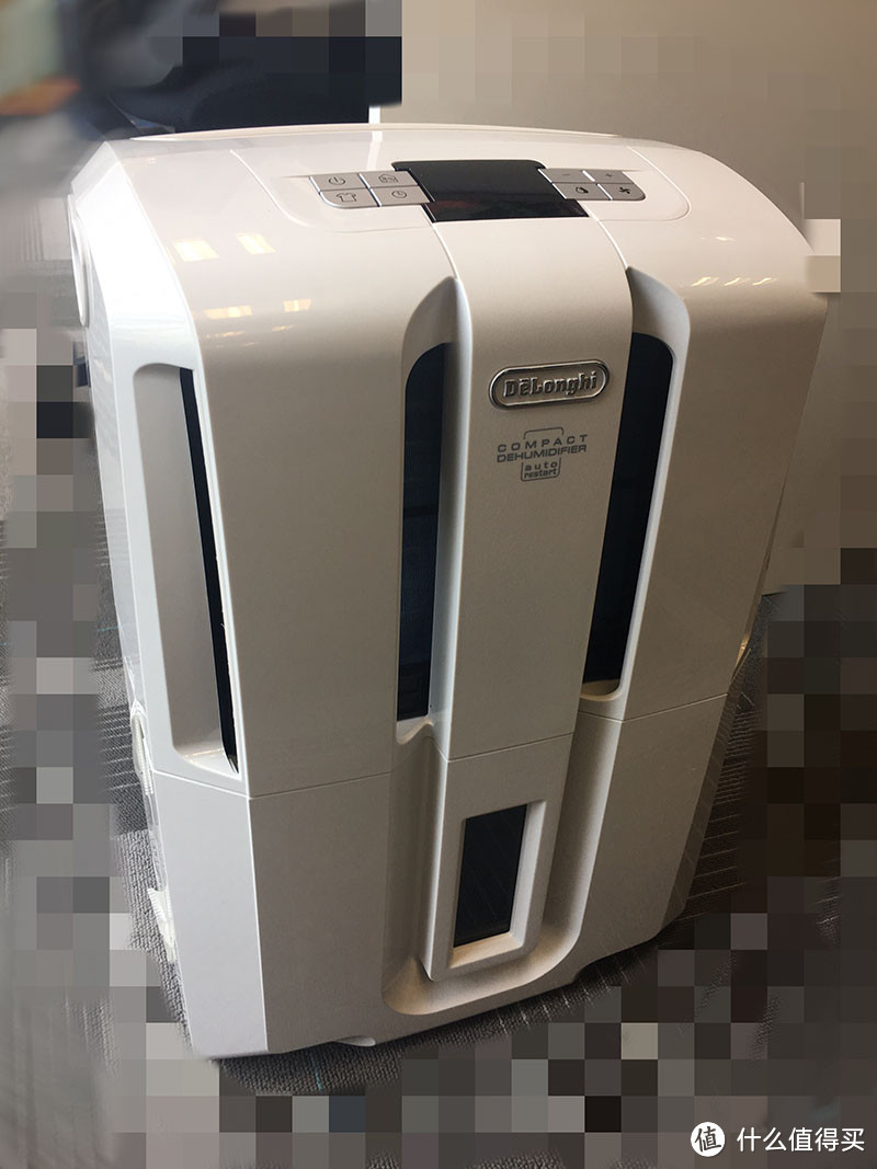 一天能吸40瓶水，和潮湿说再见—Delonghi 德龙 DDSE20 家用除湿机