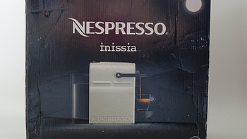 Krups Nespresso XN1001 Inissia 胶囊咖啡机外观展示(储水盒|按钮|拉杆)