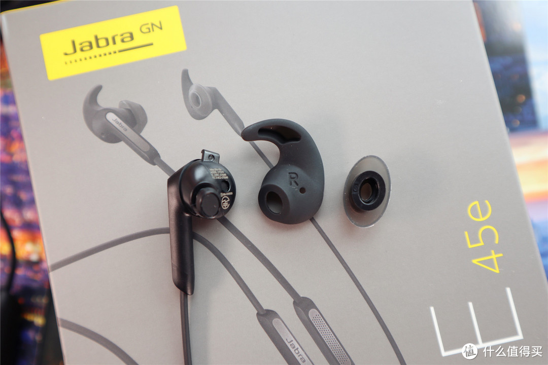 Jabra 捷波朗 Elite 45e 悦逸 颈带式音乐蓝牙耳机 开箱