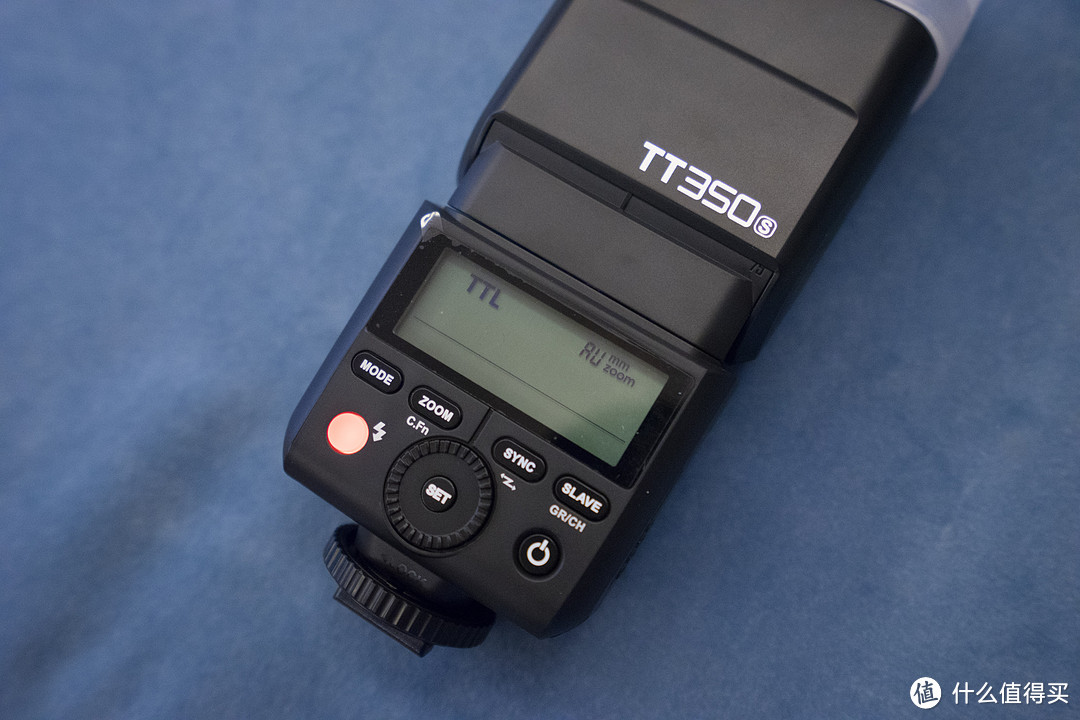 小巧性能强：Godox 神牛 TT350S 索尼版高速TTL热靴灯开箱