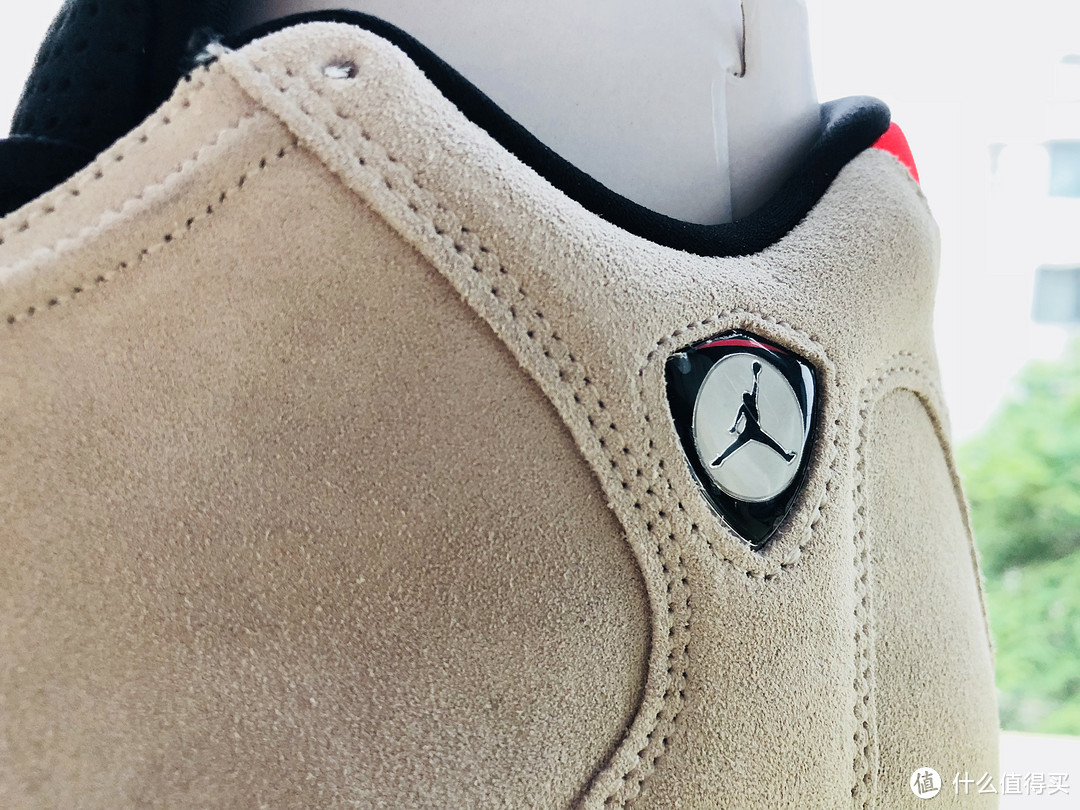 Air Jordan 14 篮球鞋—这双沙漠色的法拉利有点低调哦