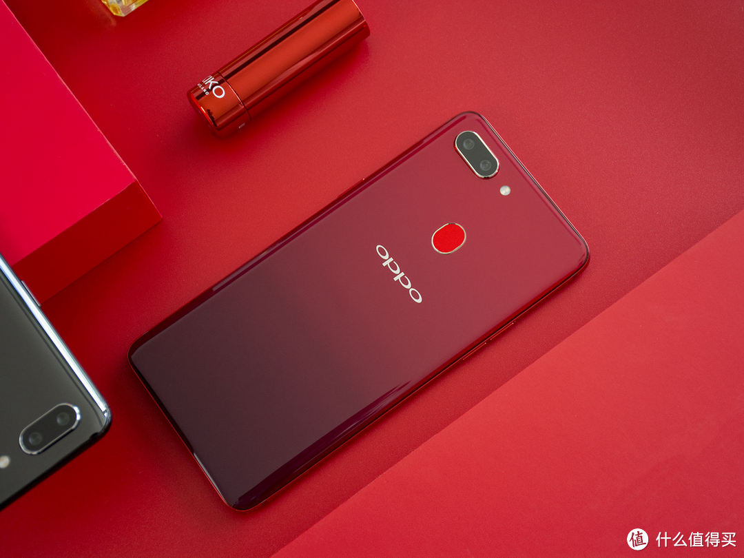 OPPO R15和梦镜版/陶瓷版，有什么区别？