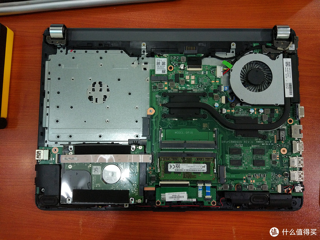 图书馆猿のHP 惠普 小欧 HP14q-bu001TX 14英寸笔记本电脑拆解加内存