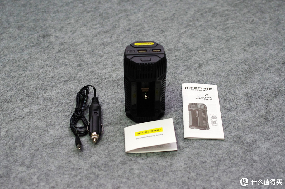 自驾利器—NITECORE 奈特科尔 V2 车载充电器